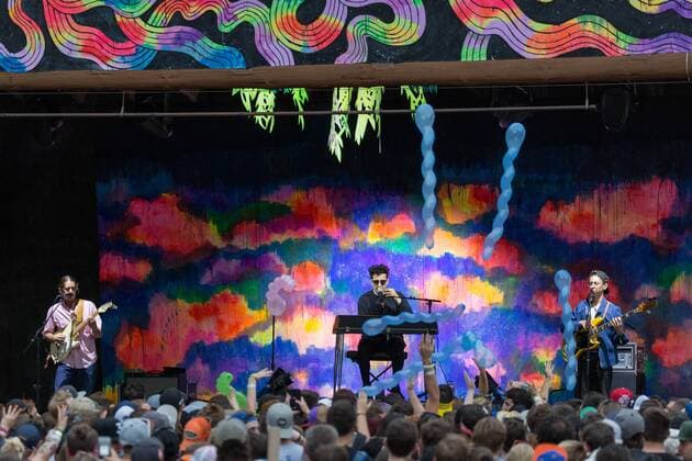 June 16, 2017 - Eau Claire, Wisconsin, U.S - ANDREW AGED, FRANCIS FAREWELL STARLITE and DANIEL AGED of Francis and The Lights during Eaux Claires Music Festival in Eau Claire, Wisconsin Eau Claire U.S. - ZUMAs135 20170616_zap_s135_045 Copyright: xDanielxDeSloverx