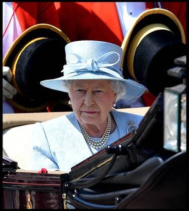 . 17 06 2017. London, United Kingdom. Trooping the Colour. HM The Queen Elizabeth II and the Duke of Edinburgh leave Buckingham Palace for Trooping the Colour.  xAndrewxParsonsx xi-Imagesx IIM-15403-0017
