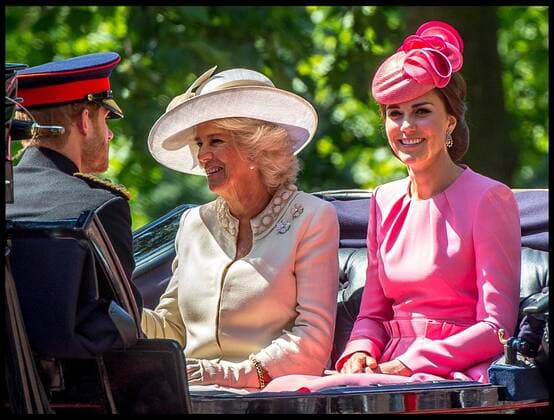 . 17 06 2017. London, United Kingdom. Trooping the Colour. Kate Middleton, the Duchess of Cambridge; Camilla and Prince Harry travel along the Mall in an open top carriage during the Trooping the Colour.  xPetexMaclainex xi-Imagesx IIM-15402-0034