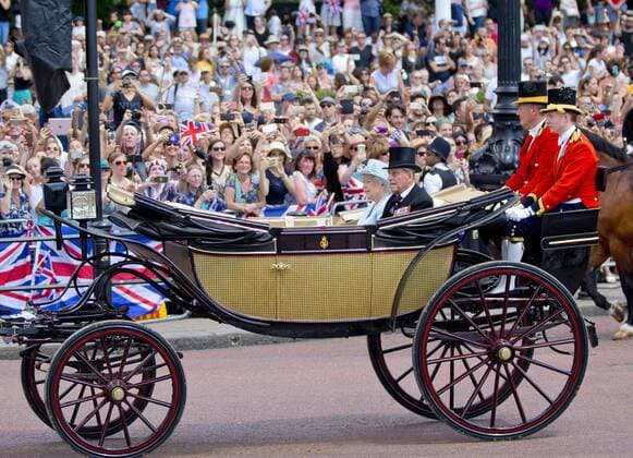 17-06-2017 England The ceremony of the Trooping the Colour, marking the monarch s official birthday, in London. Queen Elizabeth II and Prince Philip, Duke of Edinburgh  Copyright: xPPE NIEBOERx