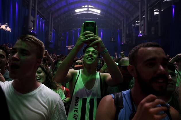 Several people attend Spanish rapper C. Tangana in the last day of 2017 Sonar Music Festival, in Barcelona, northeastern Spain, 17 June 2017. Sonar Music Festival !ACHTUNG: NUR REDAKTIONELLE NUTZUNG!  Copyright: xAlbertoxEstevezx 20170617-636333227623759625