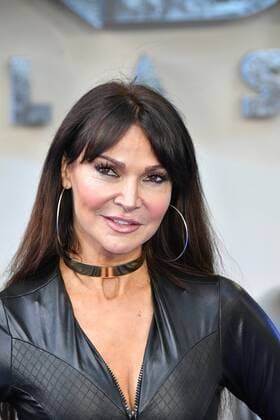 . 18 06 2017. London, United Kingdom. Lizzie Cundy attends Transformers: The Last Knight UK film premiere. Premiere for fifth instalment of the action franchise, at Cineworld Leicester Square, London.  xNilsxJorgensenx xi-Imagesx IIM-15408-0042