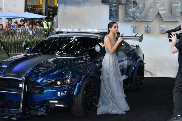 . 18 06 2017. London, United Kingdom. Isabela Moner attends Transformers: The Last Knight UK film premiere. Premiere for fifth instalment of the action franchise, at Cineworld Leicester Square, London.  xNilsxJorgensenx xi-Imagesx IIM-15408-0007