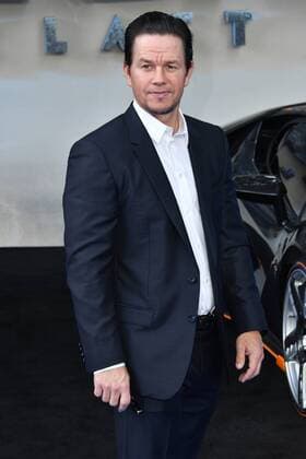 . 18 06 2017. London, United Kingdom. Mark Wahlberg attends Transformers: The Last Knight UK film premiere. Premiere for fifth instalment of the action franchise, at Cineworld Leicester Square, London.  xNilsxJorgensenx xi-Imagesx IIM-15408-0017