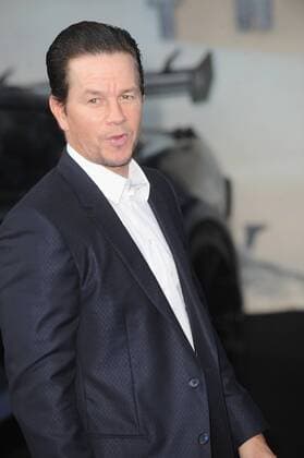 June 19, 2017 - London, England, United Kingdom - Mark Whalberg attends the Global Premiere of Transformers : The Last Knight at Leciester Square. London United Kingdom - ZUMAs147 20170619_zap_s147_024 Copyright: xFerdausxShamimx