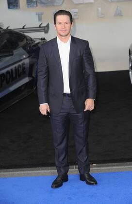 June 19, 2017 - London, England, United Kingdom - Mark Whalberg attends the Global Premiere of Transformers : The Last Knight at Leciester Square. London United Kingdom - ZUMAs147 20170619_zap_s147_026 Copyright: xFerdausxShamimx