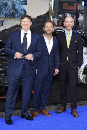 Ken Nolan, Art Marcum und Matt Holloway bei der Weltpremiere des Kinofilms Transformers: The Last Knight im Cineworld Leicester Square. London, 18.06.2017 Ken Nolan, Art Marcum, Matt Holloway  Foto:xS.xVasx xFuturexImage