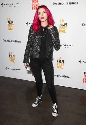 June 20, 2017 - Santa Monica, USA - 19 June 2017 - Santa Monica, California - Bella Thorne. You Get Me Premiere during the 2017 Los Angeles Film Festival. Photo Credit: AdMedia Santa Monica USA - ZUMAa123 20170620_zaa_a123_049 Copyright: xF.xSadoux
