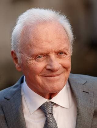 Actor Anthony Hopkins arrives on the red carpet at the Transformers The Last Knight movie premiere on June 20, 2017 in Chicago.  CHI2017062012 JOHNxGRESS