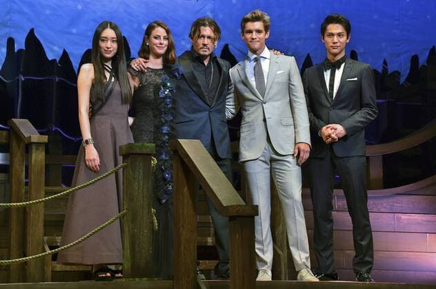 Chiaki Kuriyama, Kaya Scodelario, Johnny Depp, Brenton Thwaites und Taishi Nakagawa bei der Premiere des Kinofilms Pirates of the Caribbean: Dead Men Tell No Tales Pirates of the Caribbean: Salazars Rache im Stellar Ball Shinagawa. Tokio, 20.06.2017 Foto:xK.xNarax xFuturexImage