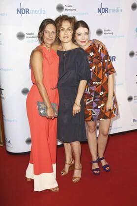 Catrin Striebeck, Marie-Lou Sellem und Anna Bederke beim Studio Hamburg Nachwuchspreis 2017 im Thalia Theater. Hamburg, 20.06.2017 Foto:xgbrcix xFuturexImage