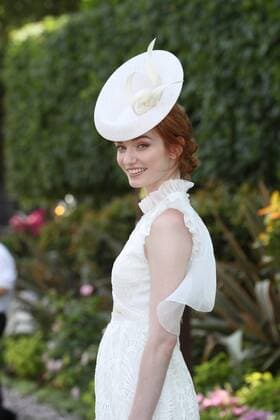 Bilder des Tages . 21 06 2017. Ascot , United Kingdom. Eleanor Tomlinson arriving on day two of Royal Ascot in Berkshire, United Kingdom.  xStephenxLockx xi-Imagesx IIM-15424-0001
