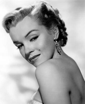 IMAGO ICONS: Marilyn Monroe Studio Publicity Still: All About Eve Marilyn Monroe 1950 20th Century Fox Hollywood CA USA  Copyright: xHAx 31202_1073CPC
