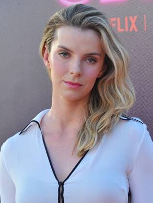 June 21, 2017 - Hollywood, California, U.S. - Betty Gilpin attends The Los Angeles Premiere for the New Netflix Comedy GLOW held at the Arclight Cinerama Dome in Hollywood, California on June 21, 2017. 2017 Hollywood U.S. - ZUMAl86_ 20170621_zaf_l86_058 Copyright: xDavexLongendykex