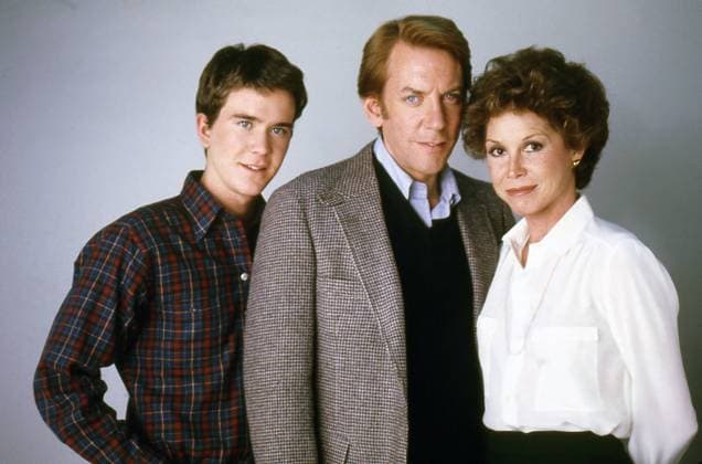 OSCARS. Bester Nebendarsteller. Preisträger 1981-1990 Studio Publicity Still from Ordinary People Timothy Hutton, Donald Sutherland, Mary Tyler Moore © 1980 Paramount Los Angeles CA USA  Copyright: xAmericanxPictorialx 31715143