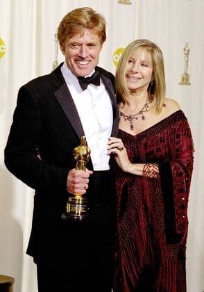 Robert Redford and Barbra Streisand at the 74th Annual Academy Awards, 2002 Hollywood CA USA  Copyright: xThexLegacyxCollectionx 31955_680HA