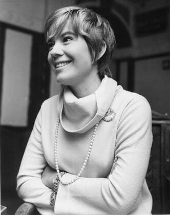 Vikki Carr, 1967 © JRC The Hollywood Archive - All Rights Reserved Hollywood CA USA  Copyright: xRoyxCummingsx 32368_032JRC