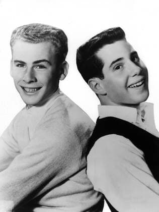Art Garfunkel and Paul Simon circa 1963 Hollywood CA USA  Copyright: xHAx 32368_581CPC