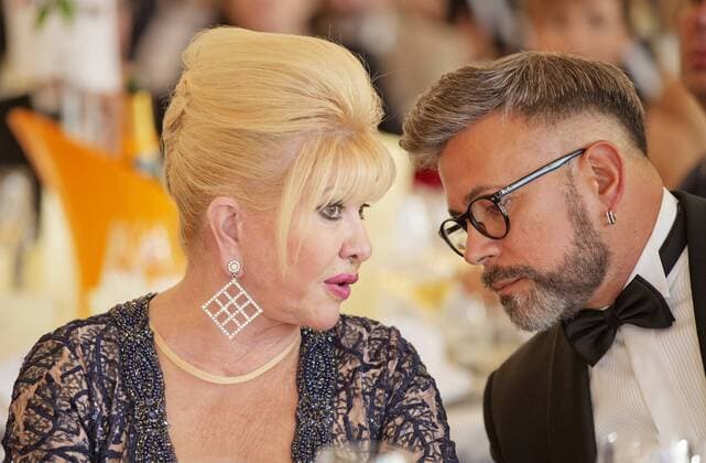 Ivana Trump, left, a former wife of the incumbent U.S. president, internationally popular Czech pop star Karel Gott, physiotherapist Pavel Kolar and sports manager Miroslav Cernosek are presented with the Ambassador of the Czech Republic title, a new award launched by the Spolecnost CZECH TOP group at Prague Castle, on Wednesday, June 21, 2017. The award goes to personalities whose professional successes have contributed to the Czech Republic s international fame. At right is designer Osmany Laffita. (CTKxPhoto RenexFluger) CTKPhotoF201706220907101 