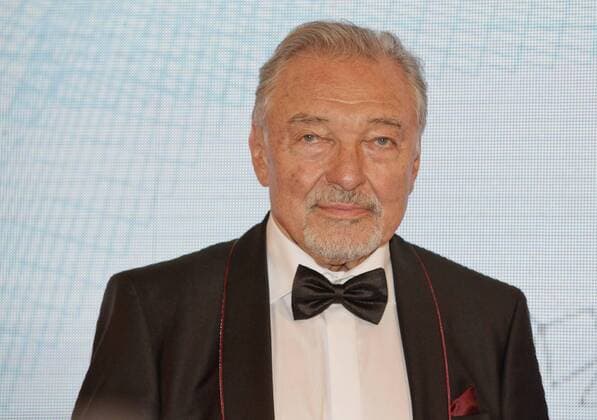 Internationally popular Czech pop star Karel Gott (photo), Ivana Trump, a former wife of the incumbent U.S. president, physiotherapist Pavel Kolar and sports manager Miroslav Cernosek are presented with the Ambassador of the Czech Republic title, a new award launched by the Spolecnost CZECH TOP group at Prague Castle, on Wednesday, June 21, 2017. The award goes to personalities whose professional successes have contributed to the Czech Republic s international fame. (CTKxPhoto RenexFluger) CTKPhotoF201706220913601 