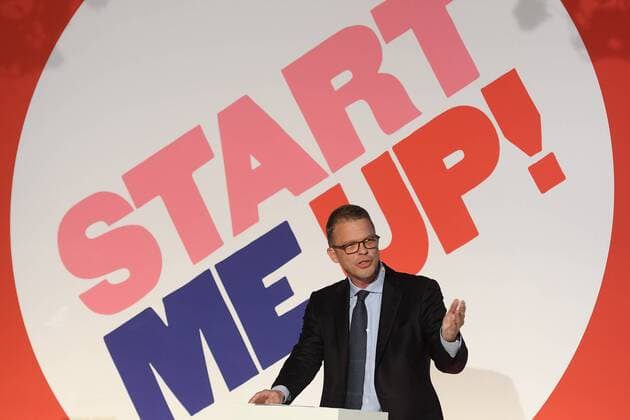 Christian Sewing, St.Vertretung Deutsche Bank AG, zur 2. Preisverleihung des Start me up! Gruenderpreis 2017 der Fachzeitschrift BILANZ im alten Gueterbahnhof von Greifswald in Berlin am 22.06.2017