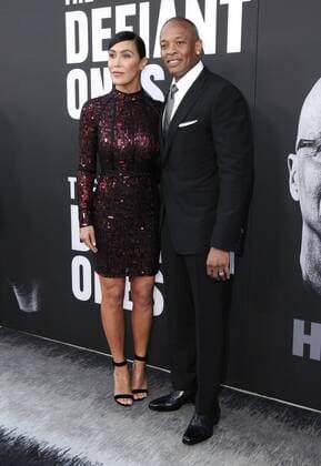 June 22, 2017 - Hollywood, CA, United States - 22 June 2017 - Hollywood, California - Nicole Young, Dr. Dre. HBO s The Defiant Ones Los Angeles premiere held at Paramount Theater in Hollywood. Photo Credit: AdMedia Hollywood United States - ZUMAa123 20170622_zaa_a123_001 Copyright: xBirdiexThompsonx