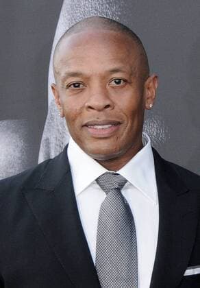 June 22, 2017 - Hollywood, CA, United States - 22 June 2017 - Hollywood, California - Dr. Dre. HBO s The Defiant Ones Los Angeles premiere held at Paramount Theater in Hollywood. Photo Credit: AdMedia Hollywood United States - ZUMAa123 20170622_zaa_a123_007 Copyright: xBirdiexThompsonx