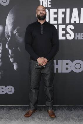 June 22, 2017 - Hollywood, CA, United States - 22 June 2017 - Hollywood, California - The D.O.C.. HBO s The Defiant Ones Los Angeles premiere held at Paramount Theater in Hollywood. Photo Credit: AdMedia Hollywood United States - ZUMAa123 20170622_zaa_a123_098 Copyright: xBirdiexThompsonx