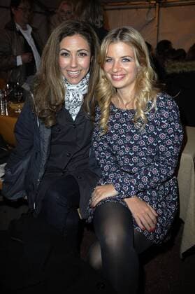 Anastasia Zampounidis und Susan Sideropoulos bei der Premiere von Old Surehand bei den Karl-May-Spielen im Freilichttheater am Kalkberg. Bad Segeberg, 24.06.2017 Foto:xU.Geislerx xFuturexImage