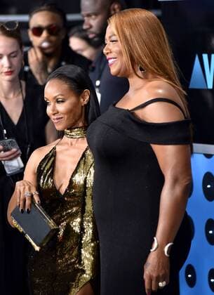 (L-R) Actors Jada Pinkett Smith and Queen Latifah attend the 17th annual BET Awards at Microsoft Theater in Los Angeles on June 25, 2017. The ceremony celebrates achievements in entertainment and honors music, sports, television, and movies released between April 1, 2016 and March 31, 2017.  LAP20170625203 CHRISTINExCHEW