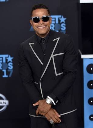 Singer-songwriter Maxwell attends the 17th annual BET Awards at Microsoft Theater in Los Angeles on June 25, 2017. The ceremony celebrates achievements in entertainment and honors music, sports, television, and movies released between April 1, 2016 and March 31, 2017.  LAP20170625223 CHRISTINExCHEW