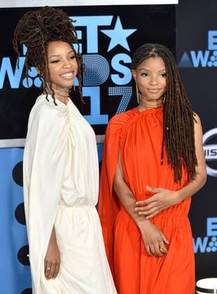 (L-R) Singers Halle Bailey and Chloe Bailey attend the 17th annual BET Awards at Microsoft Theater in Los Angeles on June 25, 2017. The ceremony celebrates achievements in entertainment and honors music, sports, television, and movies released between April 1, 2016 and March 31, 2017.  LAP20170625286 CHRISTINExCHEW