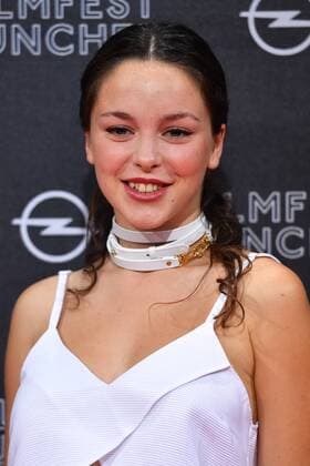 Tijan MAREI (Schauspielerin), Einzelbild,angeschnittenes Einzelmotiv,Portraet,Portrait,Porträt. Roter Teppich,Red Carpet Weltpremiere ELLAS BABY beim Filmfest Muenchen am 26.06.2017.