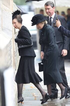 . 27 06 2017. London, United Kingdom. Arrivals at the funeral of Countess Mountbatten of Burma at St.Paul s church in Knightsbridge, London.  xStephenxLockx xi-Imagesx IIM-15463-0014