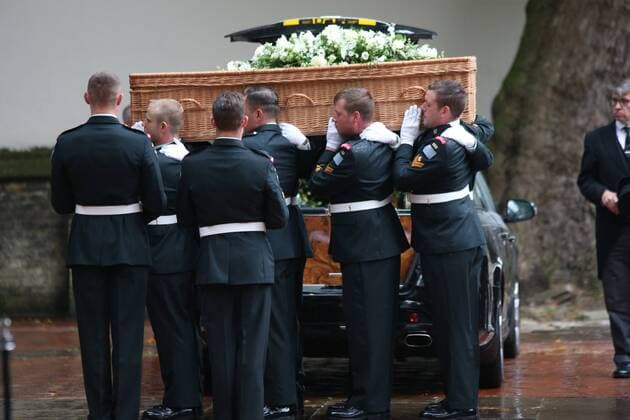 . 27 06 2017. London, United Kingdom. Arrivals at the funeral of Countess Mountbatten of Burma at St.Paul s church in Knightsbridge, London.  xStephenxLockx xi-Imagesx IIM-15463-0026