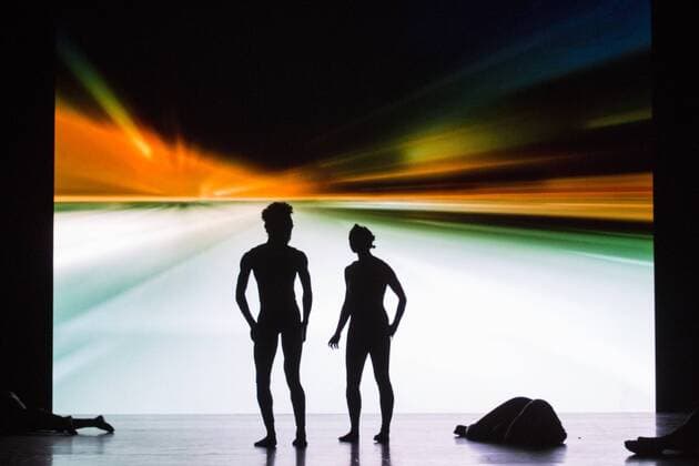London, UK. 27 June 2017. Alexander Whitley Dance Company present the World Premiere of 8 Minutes at Sadler s Wells Theatre. 8 Minutes is choreographed and directed by Alexander Whitley, performers: Julia Sanz Fernandez, David Ledger, Luke Crook, Victoria Roberts, Hannah Eckholm, Tia Hockey and Leon Poulton. Performances at Sadler s Wells on 27th and 28th June 2017. The piece is a Sadler s Wells commission, co-commissioned by DanceEast & Trinity Laban Conservatoire of Music & Dance. Photo: Vibrant Pictures Alamy Live News Alexander Whitley Dance Compan, 8 Minutes, Sadler s Wells, London, UK