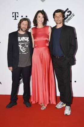 Oliver Korittke, Katharina Behrends und Stipe Erceg bei der Verleihung des 13th Street Shocking Short Award 2017 im Rahmen des 35. Filmfest München 2017 in der Serologischen Klinik für Nervenkitzel. München, 27.06.2017 Foto:xP.xSchönbergerx xFuturexImage