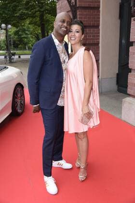 Yared Dibaba mit Ehefrau Fernanda de Sousa Dibaba beim Emotion Award 2017 in der Laeiszhalle in Hamburg am 28.06.2017