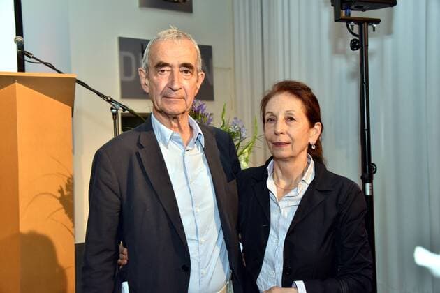 Der Buchhändler Walther König und seine Frau erhielt den Ehrenpreis am 29.06.2017 in Köln bei der Verleihung des 8. Kölner Kulturpreis. Der Kölner Kulturpreis ist eine Auszeichnung des Kölner Kulturrates. Er würdigt die Leistungen des Vorjahres.
