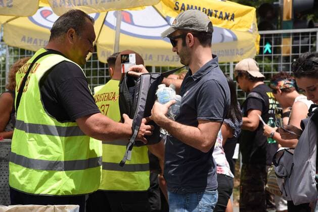 Foto IPP Sabattini Alessandro , Modena 1 07 2017 - Concerto di Vasco Rossi al Modena Park - Nella foto controlli agli ingressi  0