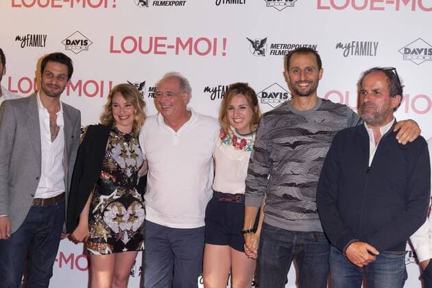 l equipe du film CELEBRITES : Avant Premiere du film Loue-moi - Paris - 03 07 2017 StephenCaillet Panoramic 