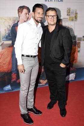 Claudio Pizarro und Torsten Koch bei der Weltpremiere des Kinofilms Das Pubertier - Der Film im Mathäser Filmpalast. München, 04.07.2017 Foto:xP.xSchönbergerx xFuturexImage