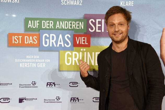 Christoph Letkowski bei der Premiere des Kinofilms Auf der anderen Seite ist das Gras viel grüner im Metropolis Kino. Frankfurt, 05.07.2017 Foto:xR.xMurmannx xFuturexImage