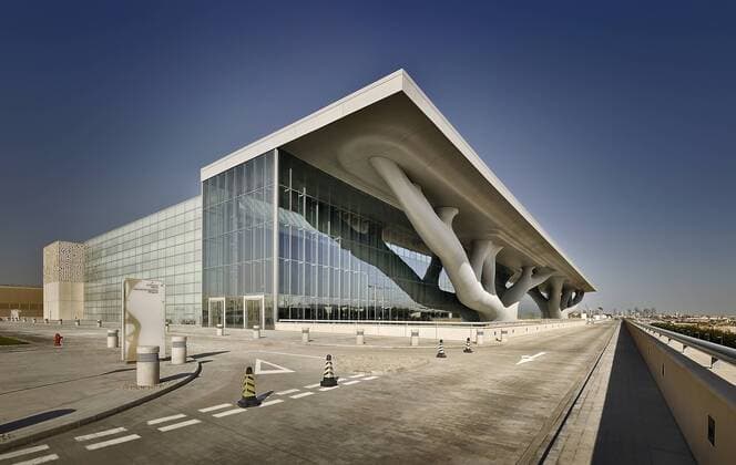 Architektur von Arata Isozaki Exterior view of Qatar National Convention Center in Doha, Qatar.  Copyright: xPygmalionxKaratzasx 16498-10-1