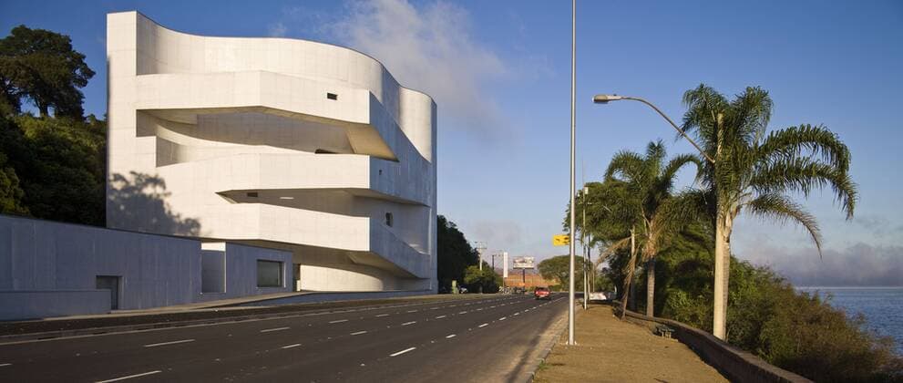 Architektur von Alvaro Siza Vieira Ibere Camargo Museum, Porto Alegre, Brazil, Architects: Architects: çlvaro Siza Vieira Porto Alegre Brazil  Copyright: xFernandoxAldax 31632-10-1