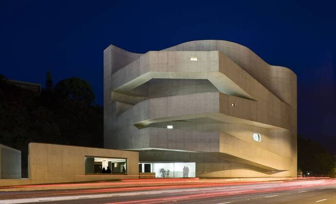 Architektur von Alvaro Siza Vieira Brutalist Modernism, Ibere Camargo Museum, Porto Alegre, Brazil. Porto Alegre Brazil  Copyright: xFernandoxAldax 31632-50-1
