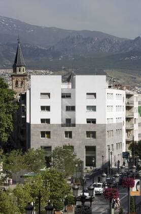 Architektur von Alvaro Siza Vieira Zaida Building, Granada, Architects: Architects: çlvaro Siza Vieira Granada Spain  Copyright: xFernandoxAldax 31681-20-1