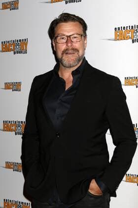LOS ANGELES - JUL 6: Dean McDermott at the Garlic And Gunpowder Premiere at the TCL Chinese 6 Theaters on July 6, 2017 in Los Angeles, CA  Copyright: xKathyxHutchinsx xIPAx xHutchinsxPhotox