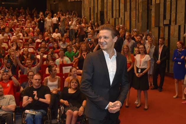 American actor Jeremy Renner introduces the American film Wind River during the 52nd International Film Festival in Karlovy Vary, Czech Republic, on July 7, 2017. (CTKxPhoto SlavomirxKubes) CTKPhotoP201707070643201  KBS_0105