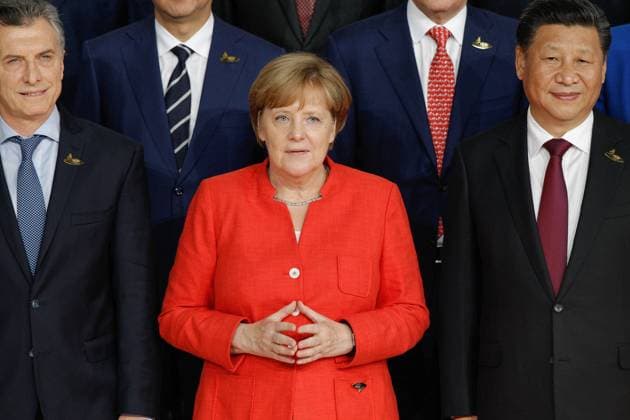 Bilder des Tages July 7, 2017 - Hamburg, Germany - German Chancelor Angela Merkel is seen (center) during the welcoming ceremony at the G20 summit in Hamburg on 7 July, 2017. Hamburg Germany  - ZUMAn230 20170707_zaa_n230_042 Copyright: xJaapxArriensx